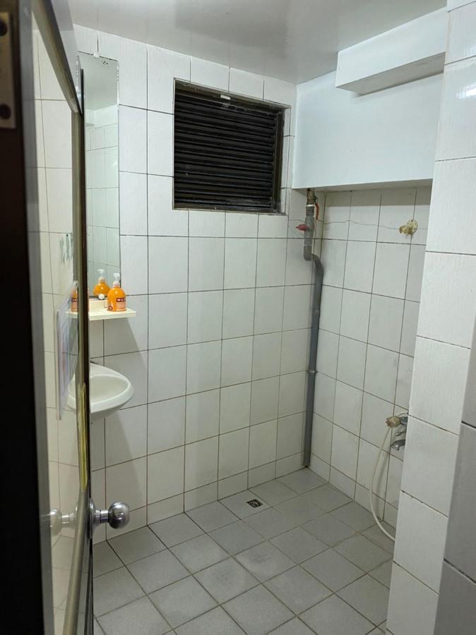 Guang Haw Hotel Тайнан Екстериор снимка