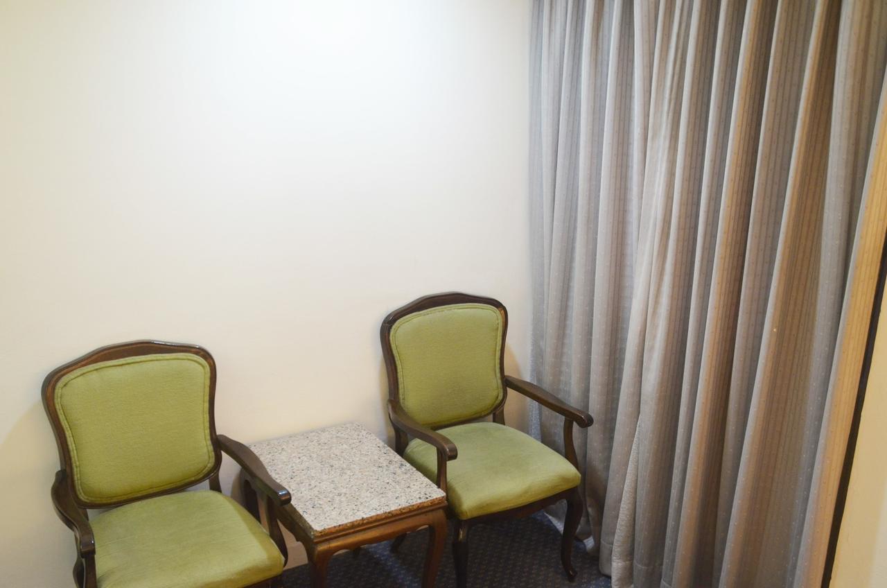 Guang Haw Hotel Тайнан Екстериор снимка